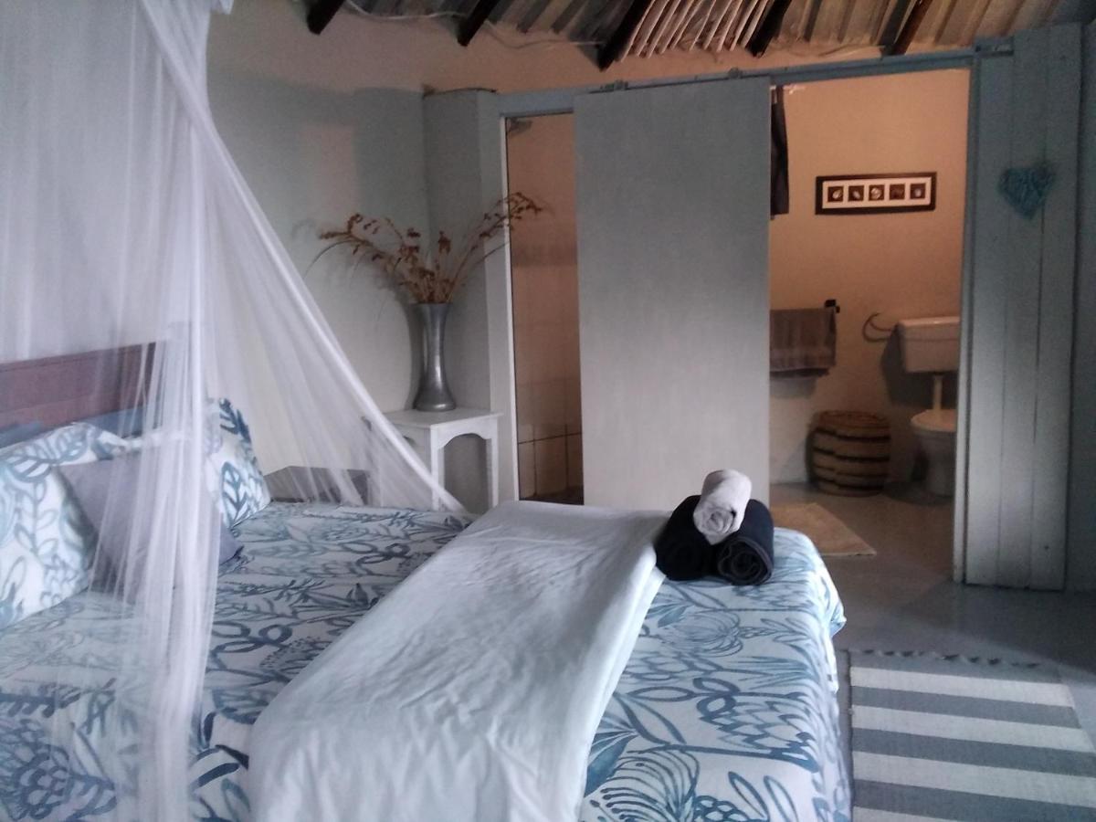 Wildview Self Catering Cottages Coffee Bay, Breakfast & Wi-Fi Inc ภายนอก รูปภาพ